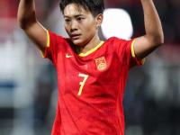 IM电竞投注平台-国内外女足选手力争登顶为荣誉而战的简单介绍