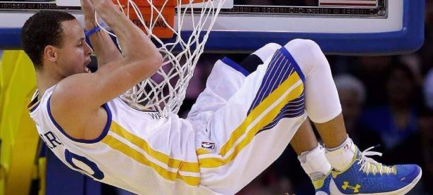 IM电竞-智利翻盘切尔西，梅西点燃赛场，一场跨越时空的足球传奇