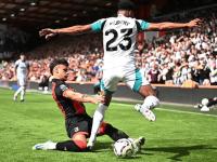 IM电竞下载-曼联主场强势夺冠，领跑英超积分榜