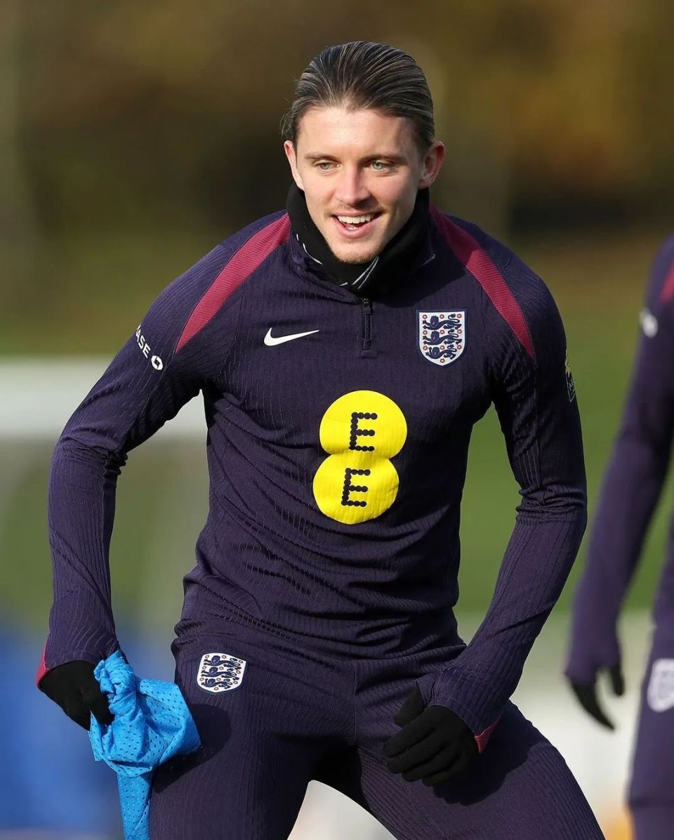 利物浦大胜马德里竞技，晋级欧国联半决赛的简单介绍