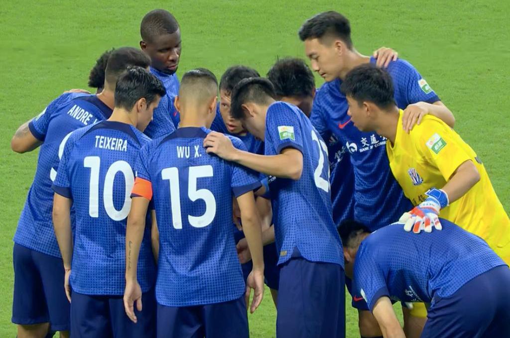 关于上海申花主场战平大连实德,难分胜负的信息 关于上海申花主场战平大连实德,难分胜负的信息