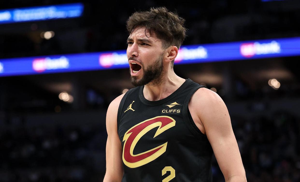 阿根廷男篮鏖战76人,米切尔打破历史纪录 阿根廷男篮鏖战76人,米切尔打破历史纪录