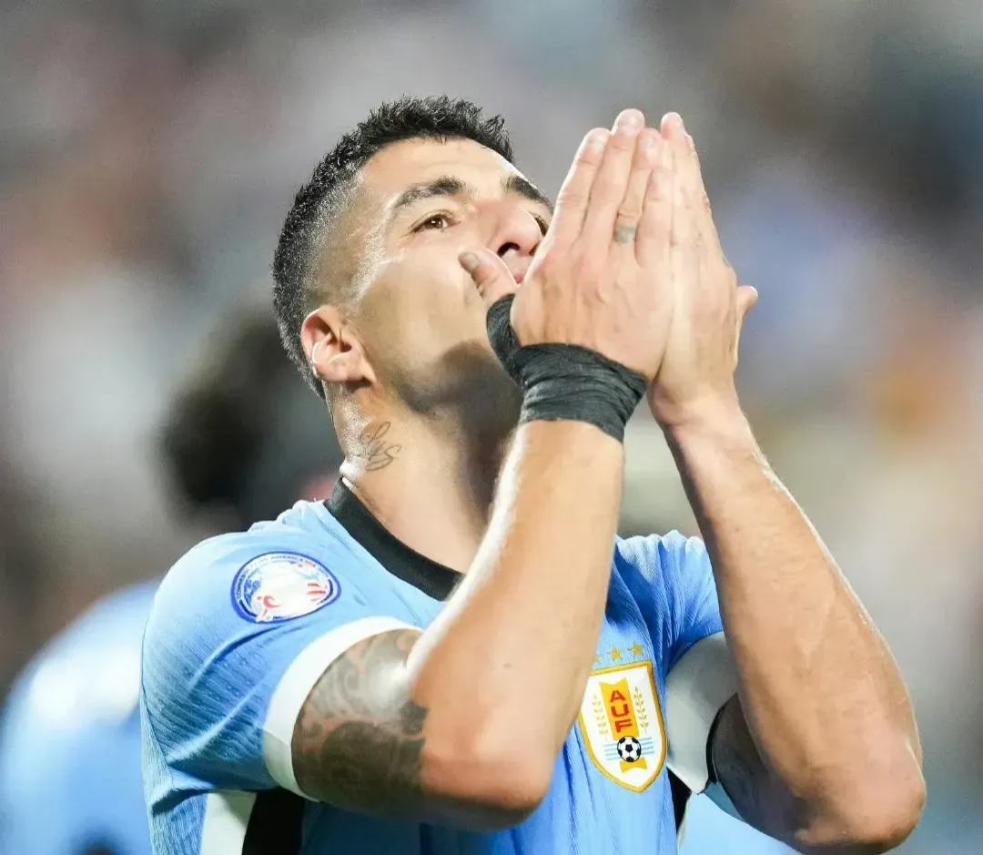 加拿大鏖战意大利，苏亚雷斯完成帽子戏法的简单介绍