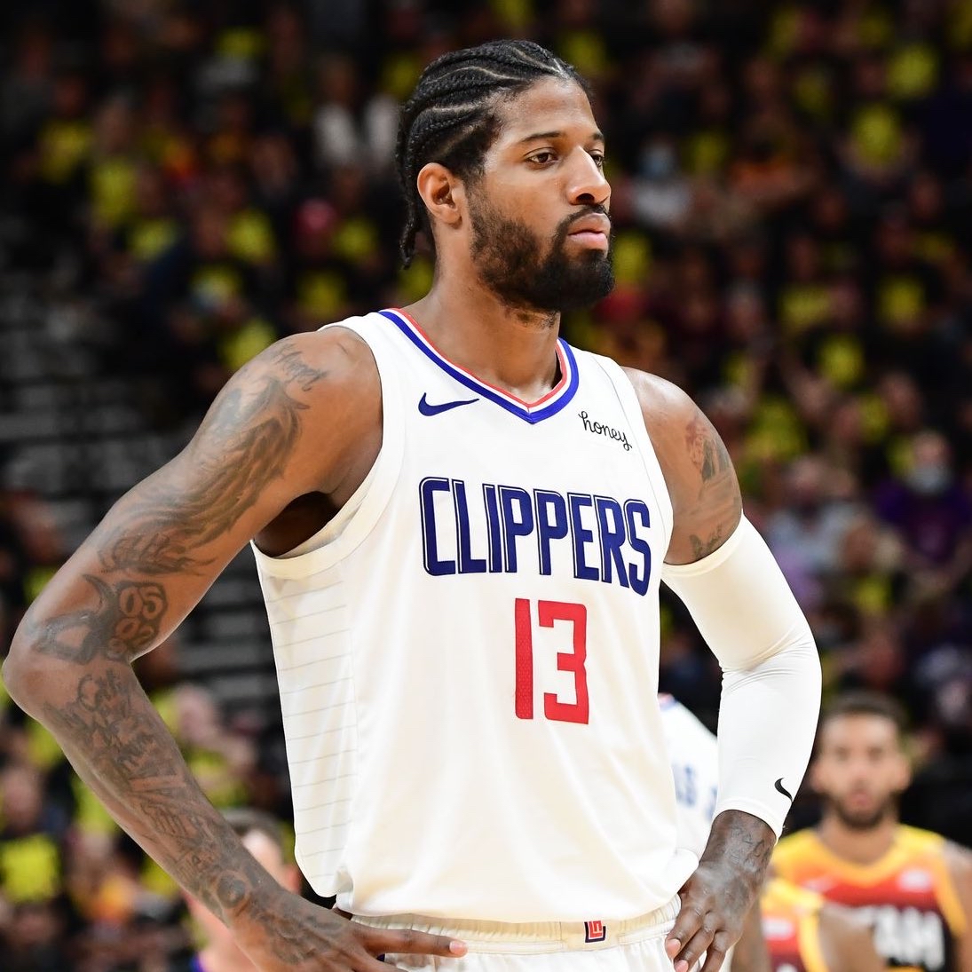 快船击败湖人,保罗乔治独揽分 快船击败湖人,保罗乔治独揽分