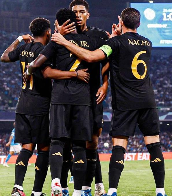 那不勒斯横扫乌克兰,贝林厄姆刷新纪录的简单介绍 那不勒斯横扫乌克兰,贝林厄姆刷新纪录的简单介绍