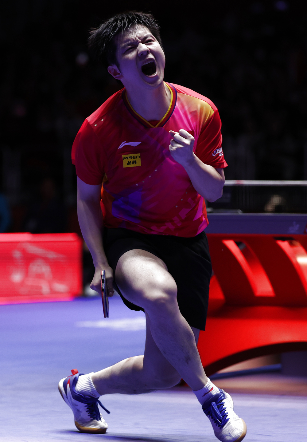 包含法国队翻盘中国队，王皓高光表现的词条