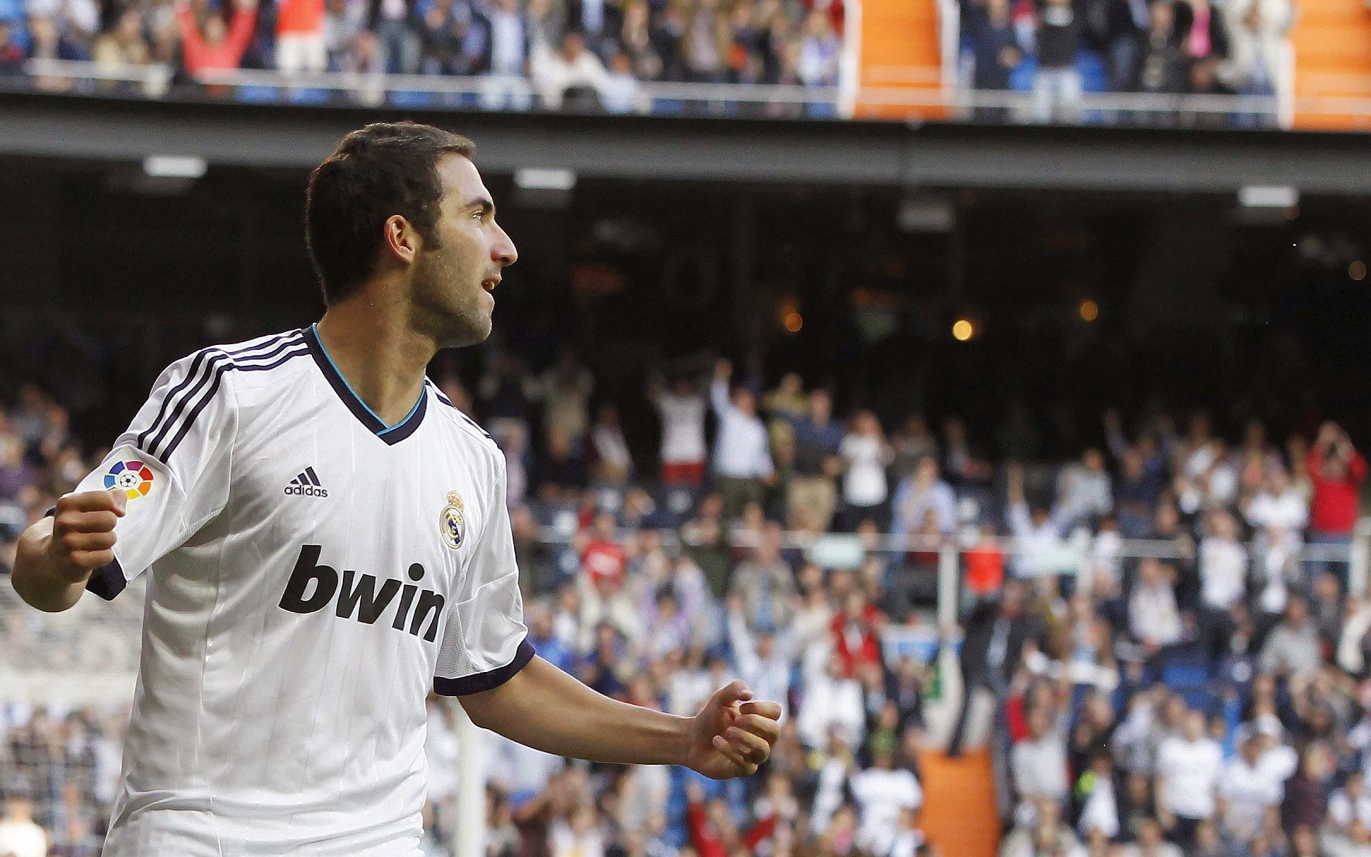 萨内一锤定音，苏格兰争冠战上演皇家逆转